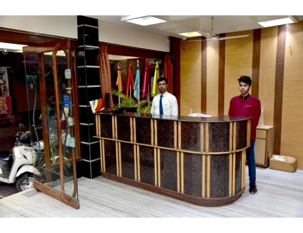 Hotel Dwarka, Nagpur Luaran gambar