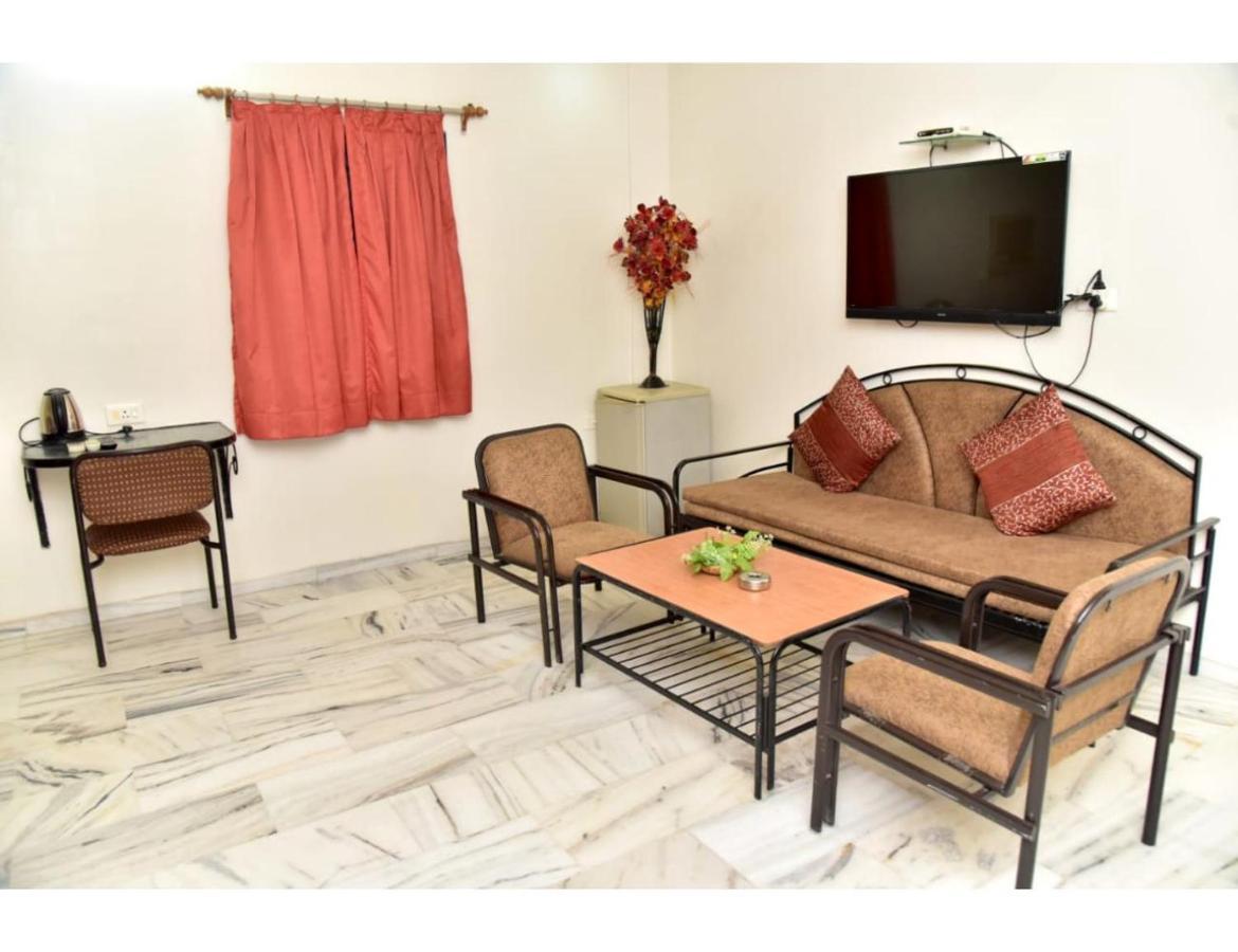 Hotel Dwarka, Nagpur Luaran gambar