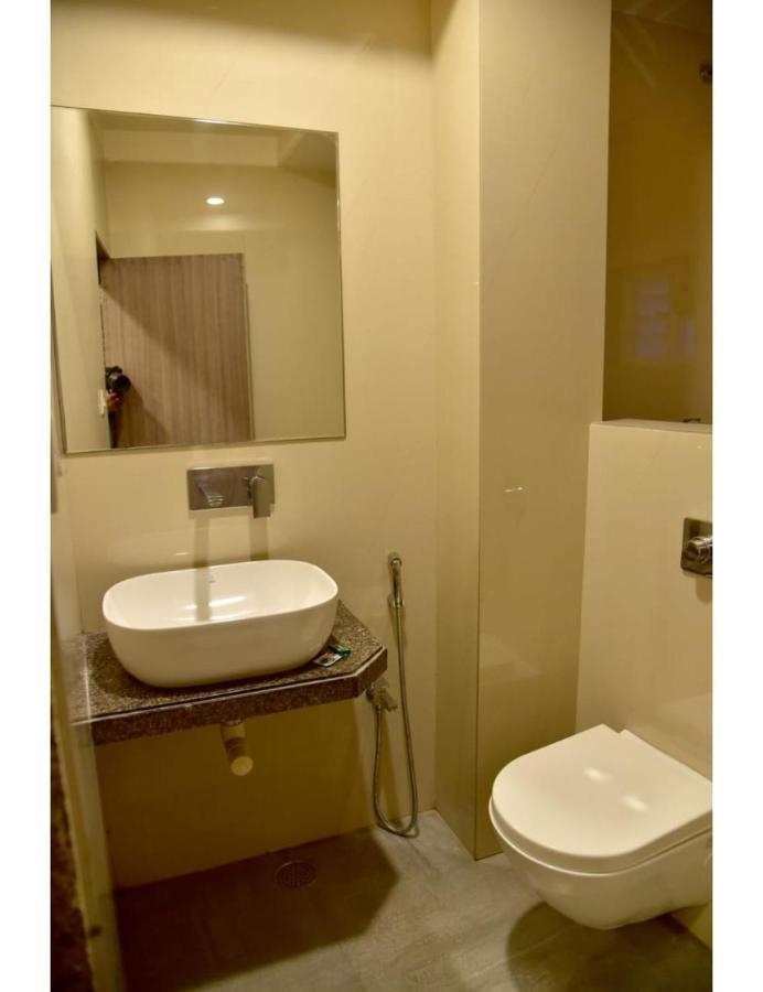 Hotel Dwarka, Nagpur Luaran gambar